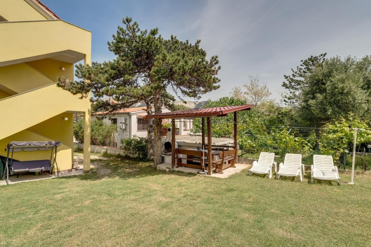 Apartments With A Parking Space Baska, Krk - 13907 Экстерьер фото