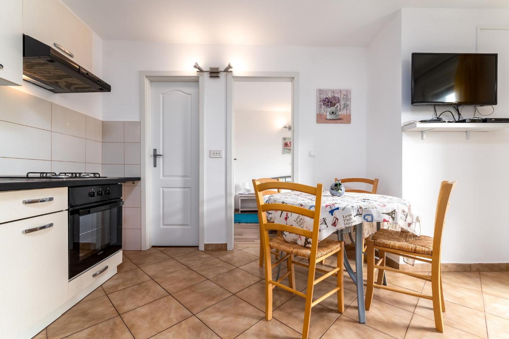 Apartments With A Parking Space Baska, Krk - 13907 Номер фото